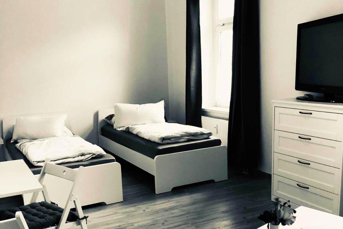 Ferienwohnung In Zwickau Bagian luar foto