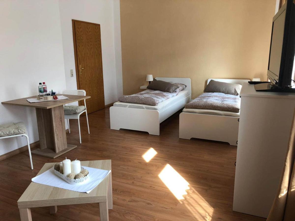 Ferienwohnung In Zwickau Bagian luar foto